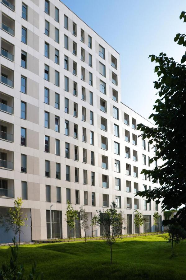 Luxury Rooftop 23 Bed and Breakfast Tirana Esterno foto